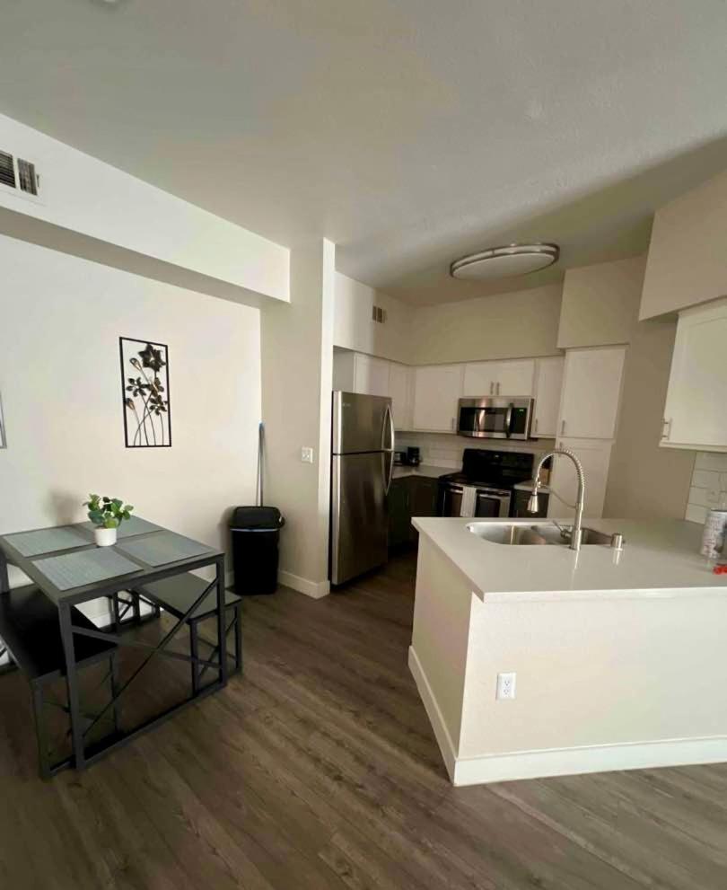 Apartment Vegas Near The Strip *